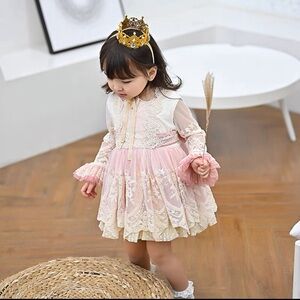 Kids princess dress aged 5-7